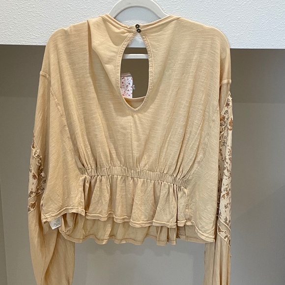 NWT Free People Yellow / Sand Patterned Oversized Long-Sleeved Top (Size M) - Picture 4 of 6